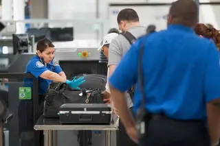 EUA vão proibir equipamentos maiores que um telemóvel em voos do Médio Oriente e Norte de África