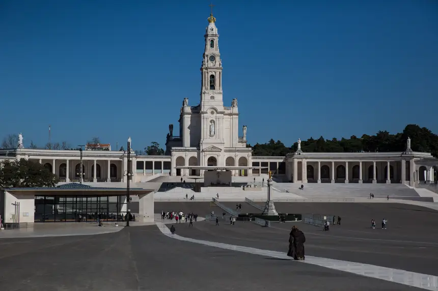 Expresso | Reitor do santuário de Fátima discorda da ...