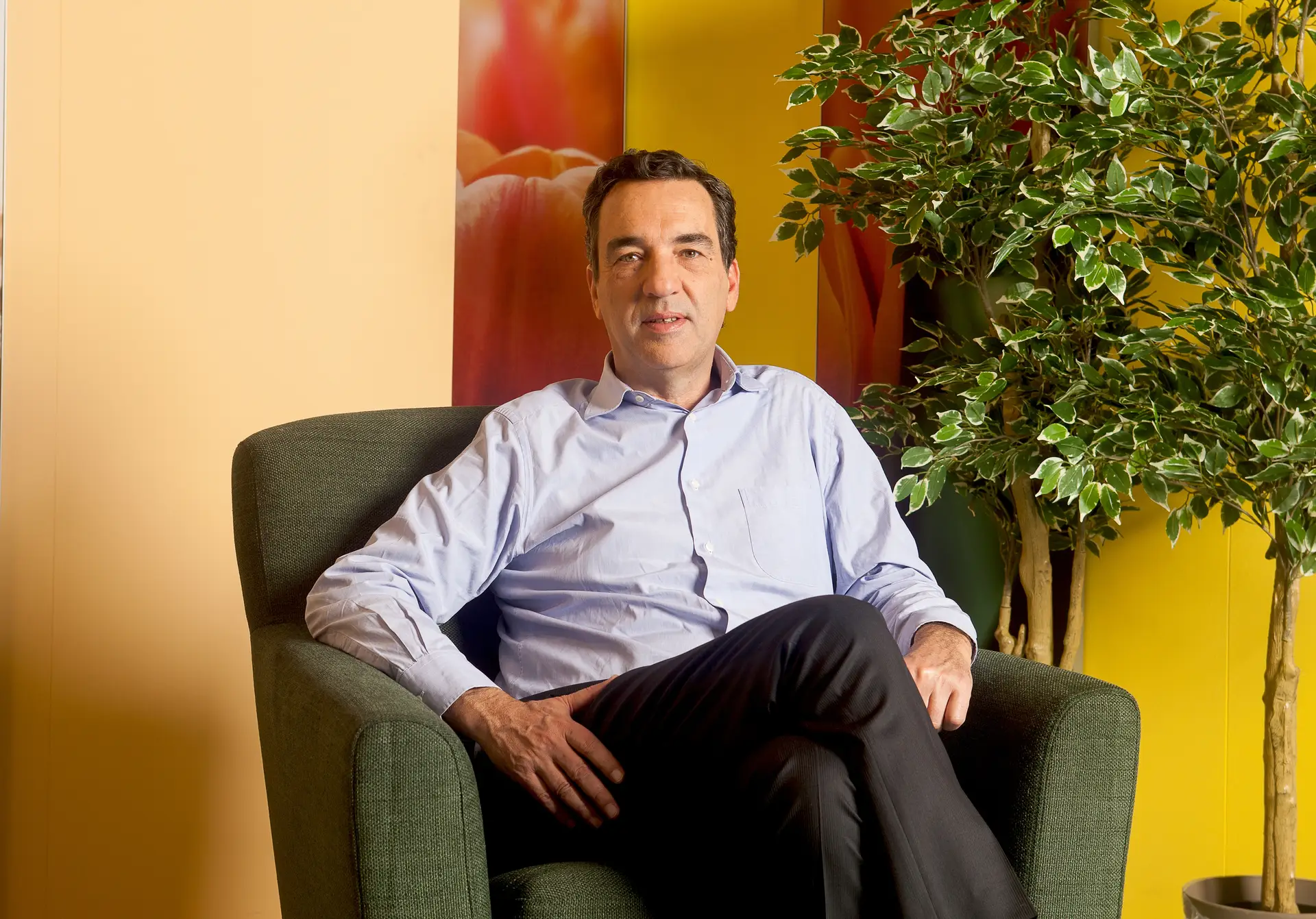 Apesar de não ter filiação partidária, a popularidade de Júlio Magalhães levou PS a equacionar a sua escolha para encabeçar a lista do PS à Câmara do Porto, se a hipótese Pizarro saísse gorada