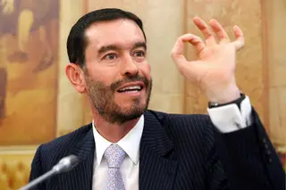 Gestão da TAP reage à polémica com novo plano de rotas (e mais viagens para o Porto)