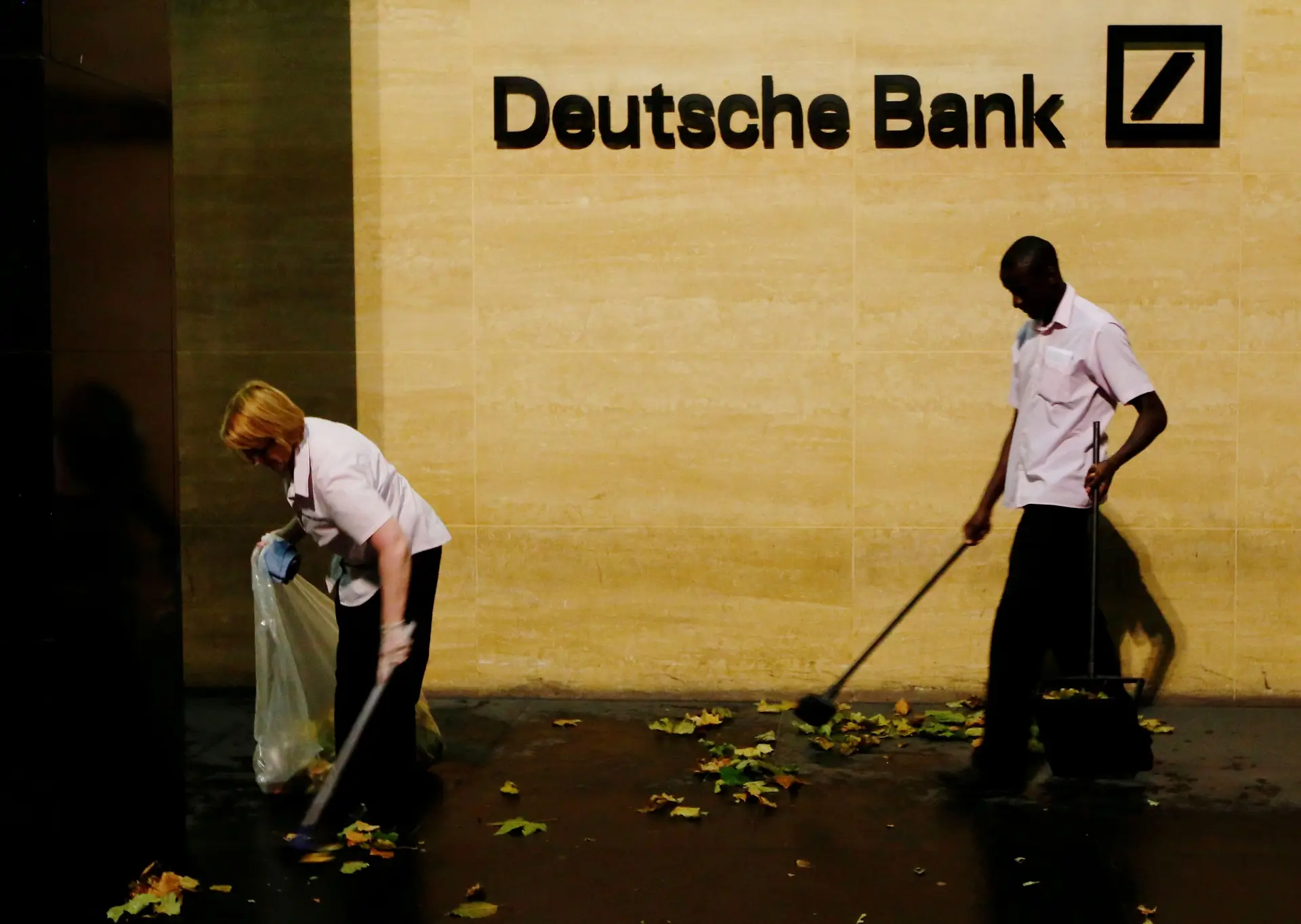 Concorrência dá luz verde à compra do negócio de retalho do Deutsche Bank pelo Abanca