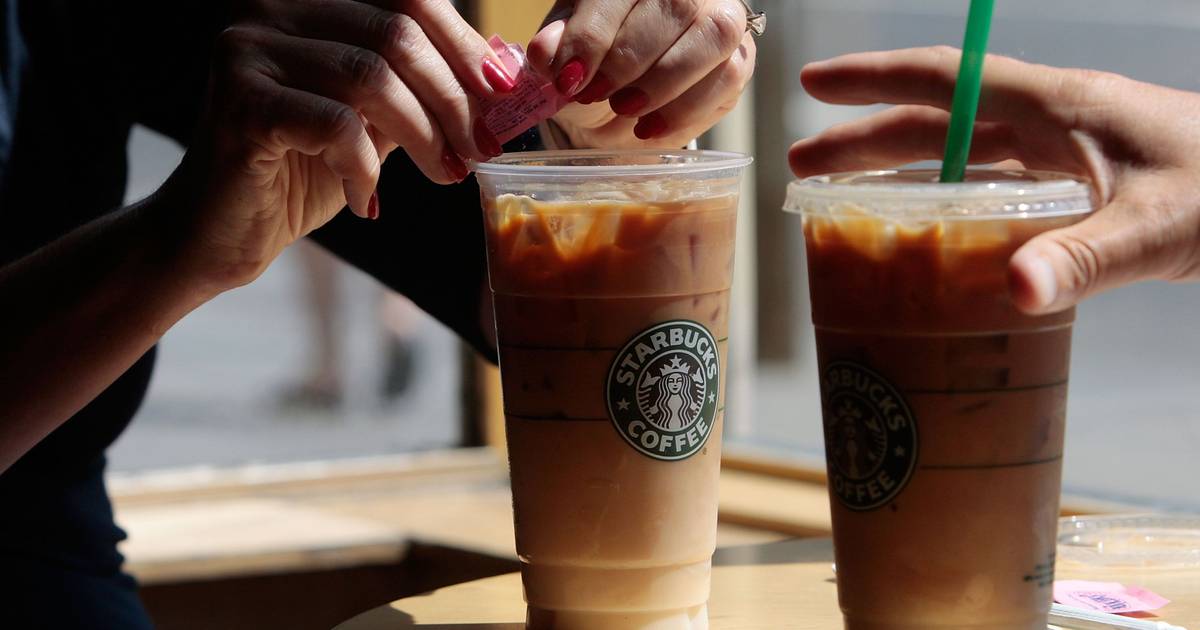 Um zum Kaffee und menschlichen Kontakt zurückzukehren, wird Starbucks viele Millionen Dollar investieren