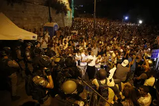 Netanyahu ameaça expulsar Al Jazeera de Israel