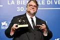 Em Veneza, triunfo para Guillermo del Toro