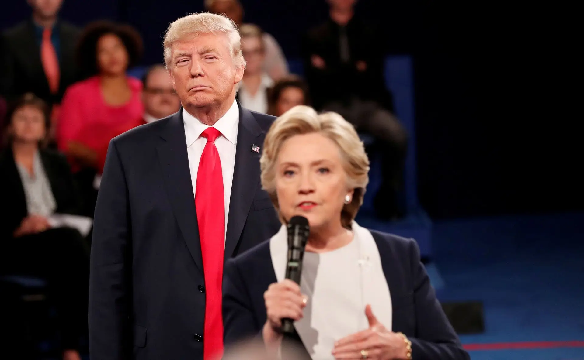 Em "What Happened", a ex-candidata presidencial Democrata não poupa Donald Trump 