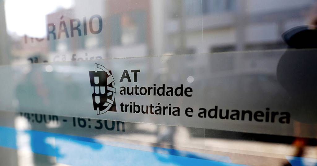 IRS: Fisco já devolveu 1,8 mil milhões de euros aos contribuintes