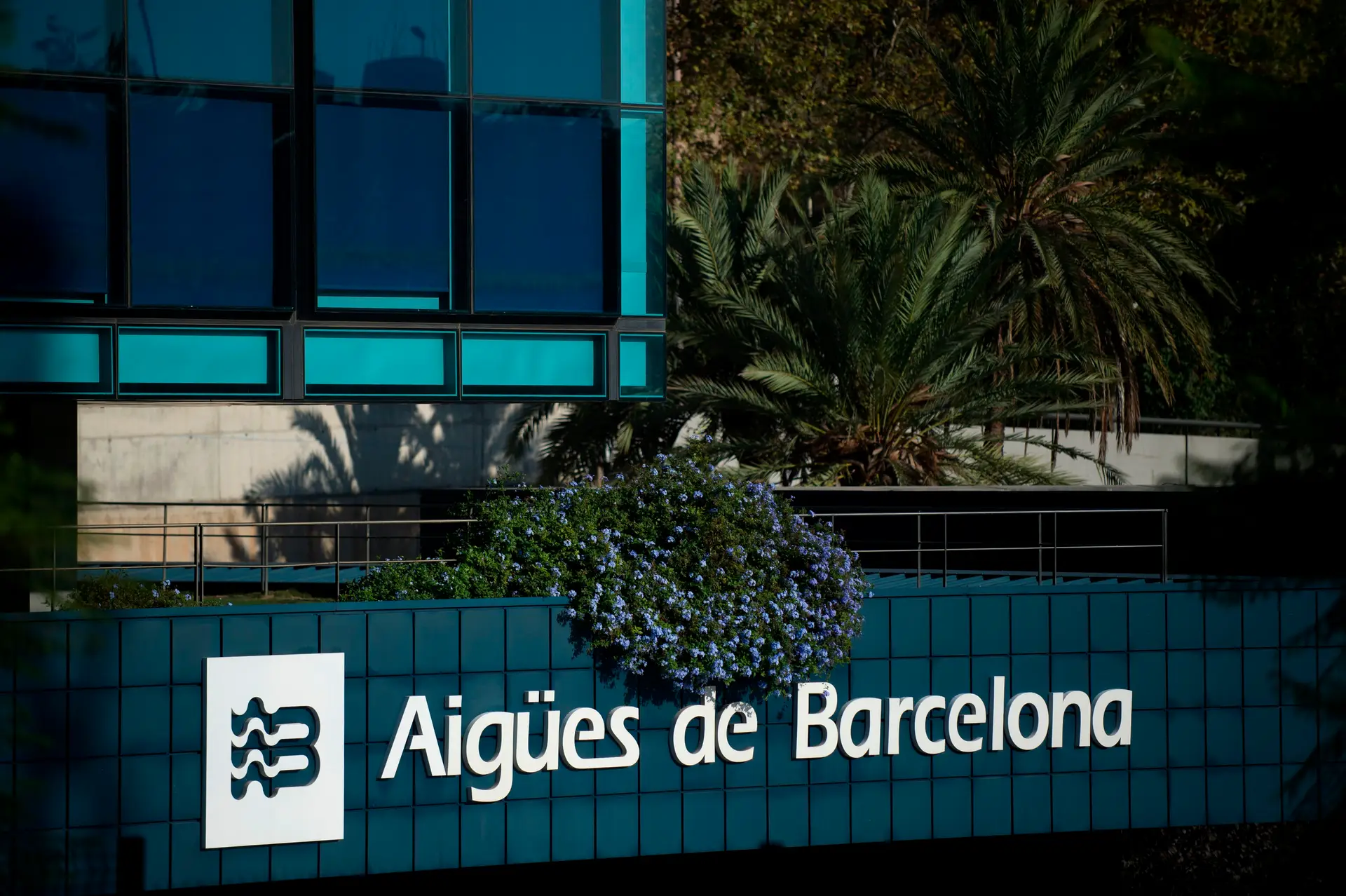 Fuga da Catalunha: Barcelona perde sede de Águas para Madrid