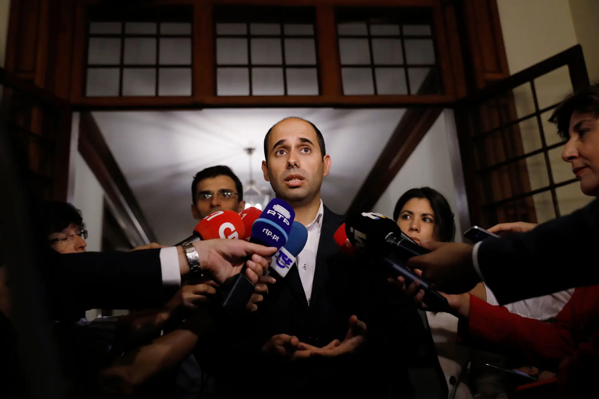 Esquerda não está satisfeita com proposta do PS