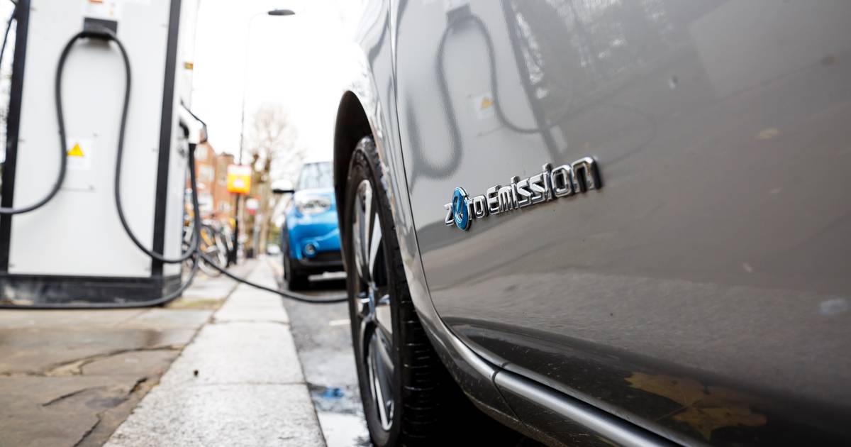 Fundo Ambiental sem verbas previstas para apoiar compra de carros elétricos