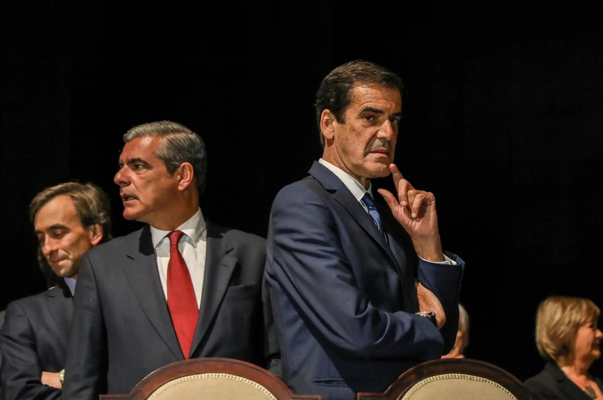 Rui Moreira e Miguel Pereira Leite na tomada de posse da Câmara do Porto, em outubro Foto Rui Moreira e Miguel Pereira Leite na tomada de posse da Câmara do Porto, em outubro 