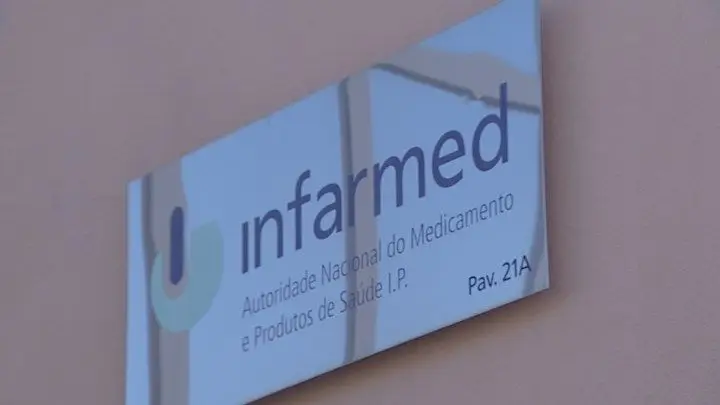 Infarmed garante acesso ao xarope pediátrico Bactrim - Expresso