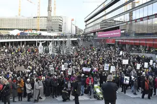 França pede à ONU que sancione responsáveis por leilões de escravos na Líbia