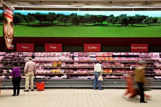 APED garante que lojas e hipermercados funcionam "com normalidade" apesar da greve