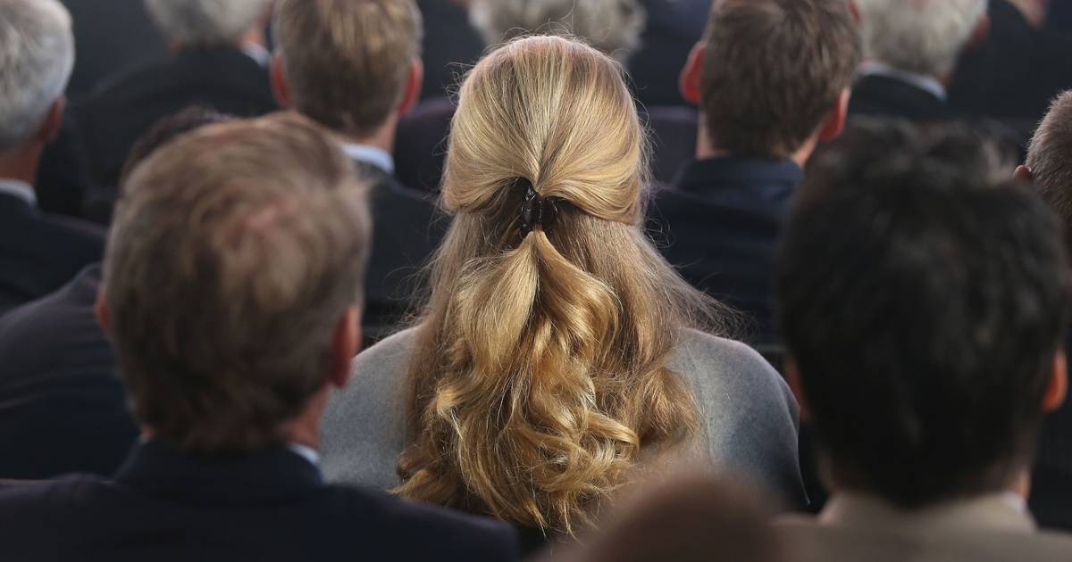 Salários baixos, mais trabalho doméstico e maior risco de pobreza: a realidade das mulheres em Portugal