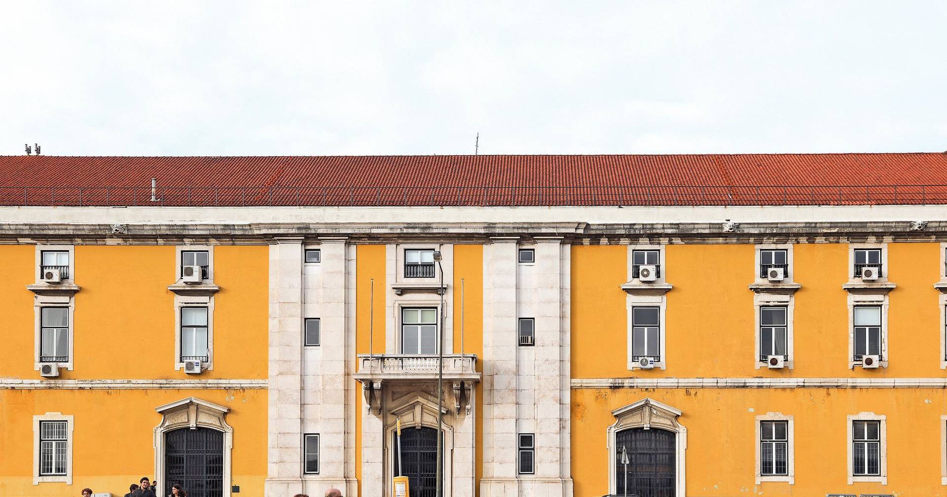 Bancos em Portugal Recebem Devolução de €200 Milhões em Impostos: Impacto e Repercussões