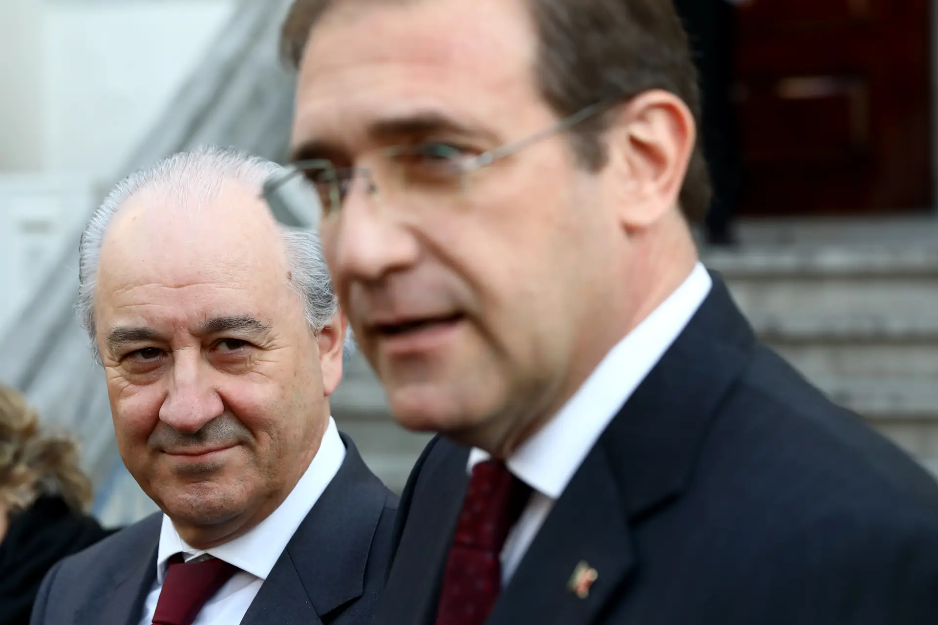 Passos em voltas. Ex-primeiro-ministro não quer rumores sobre regresso político e cancela participação num fórum