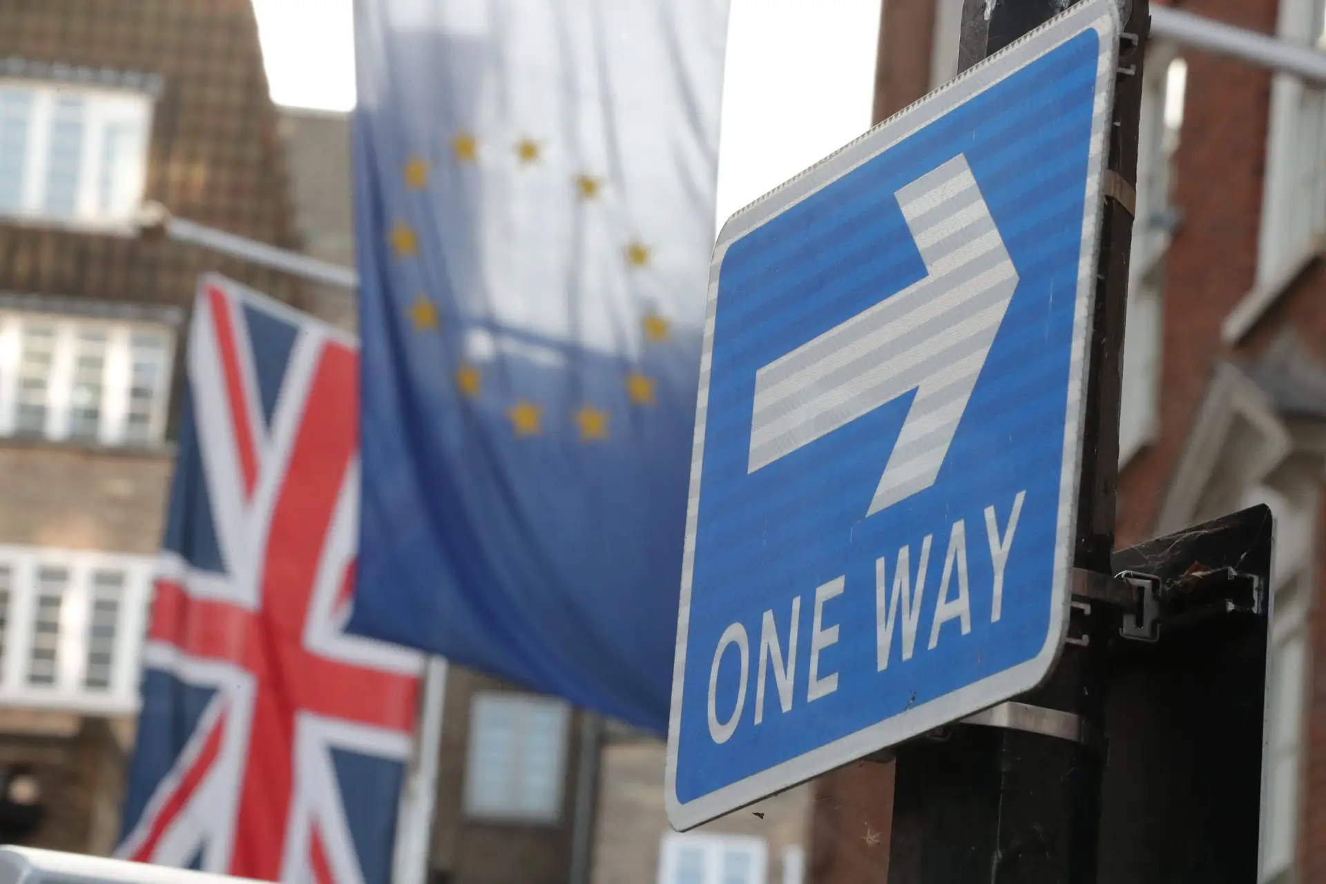 Brexit. Britânicos em Portugal já podem pedir online troca de documentos