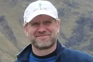 Kelvin Hirsch lidera uma equipa técnica e científica alargada no Programa de Investigação em Alterações Climáticas do Northern Forestry Centre e é consultor do Conselho Canadiano de Ministros da Floresta