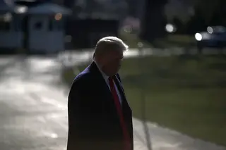 Trump afasta alto responsável próximo de Tillerson após comentário sobre demissão