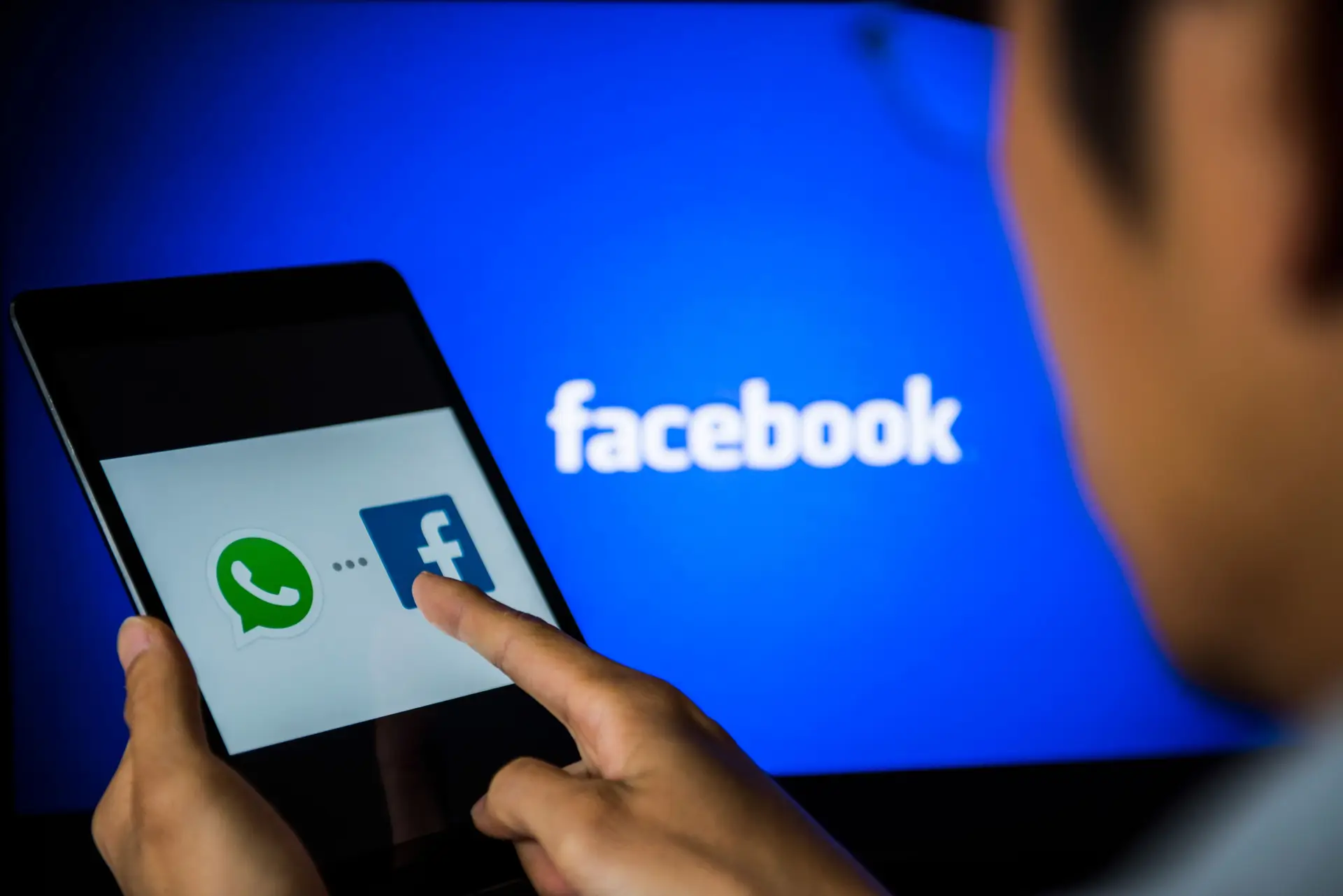 Facebook whatsapp