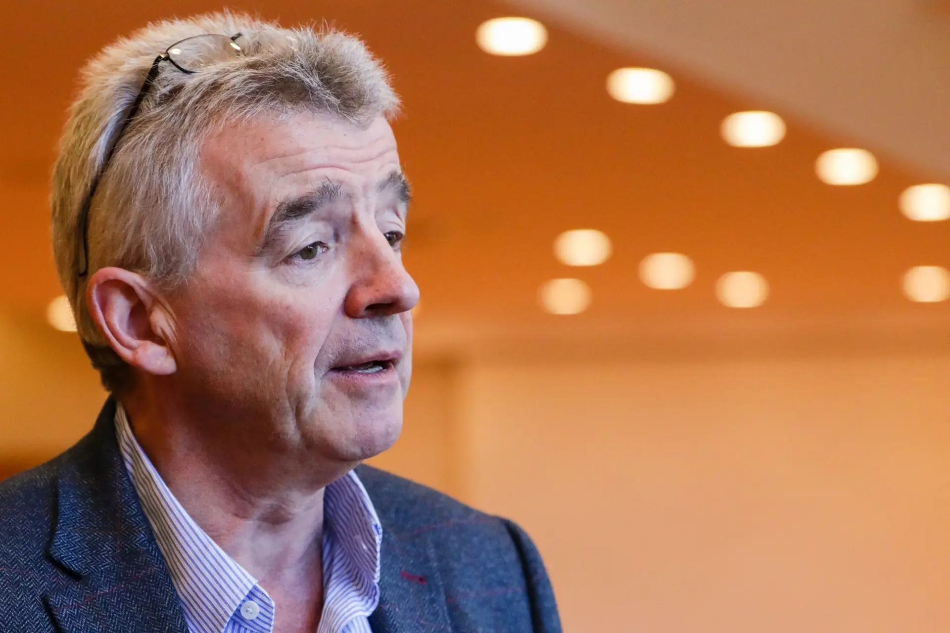 Ryanair volta a atacar a TAP e defende que a companhia portuguesa devia libertar 250 "slots" por semana