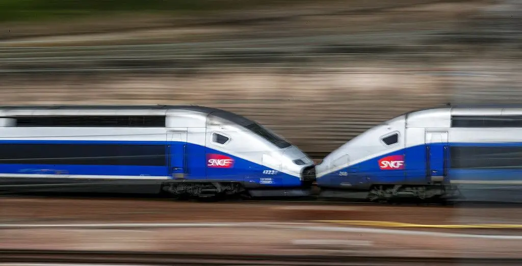 Norte e Galiza prometem: TGV do Porto a Vigo chega em 2032 “sem desculpa para atrasos”