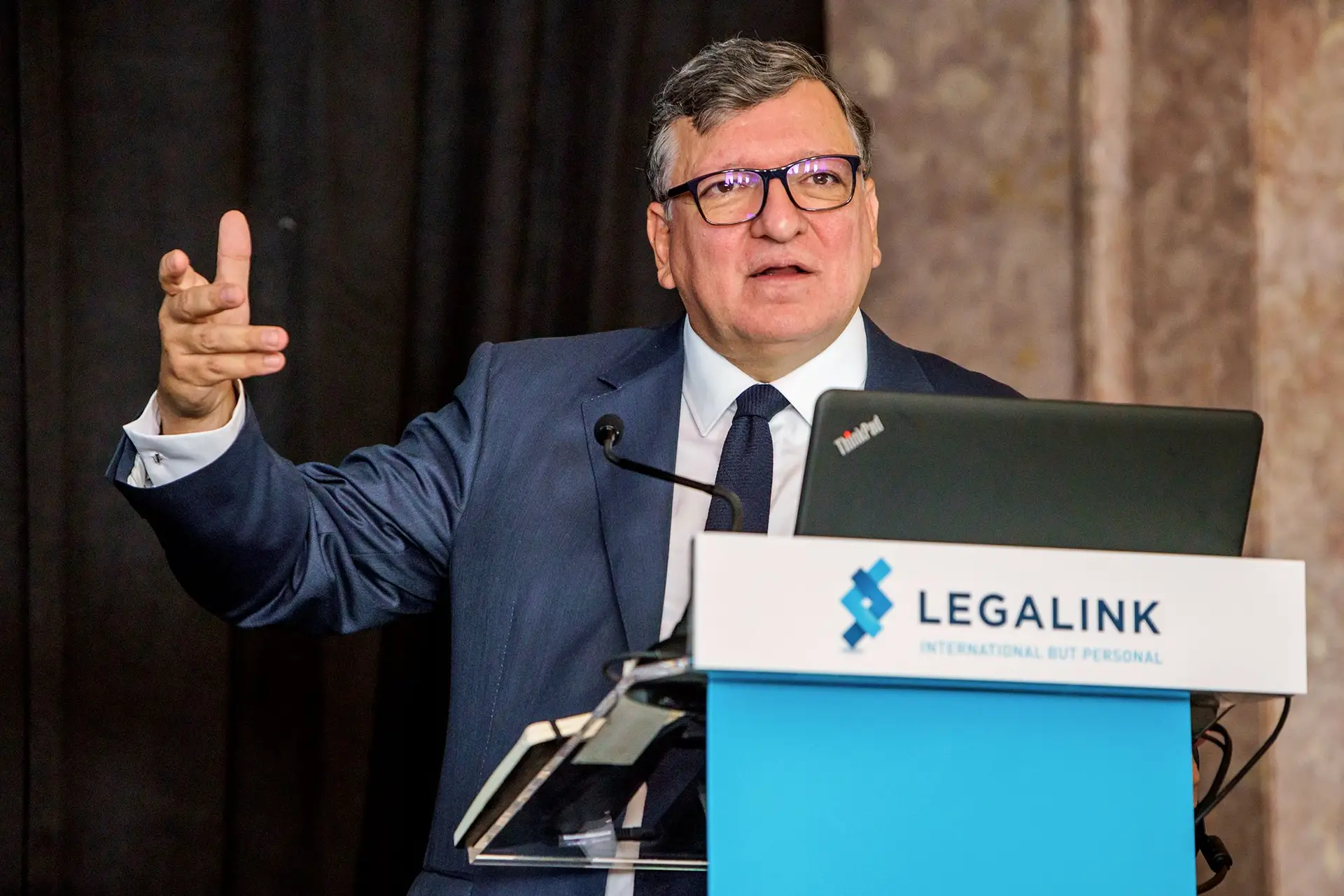 Durão Barroso teve um curioso jantar no Restaurante Portucale que fez esgotar o champanhe