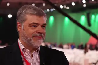 Ascenso Simões: "Só com maioria absoluta o PS pode realizar o seu programa"