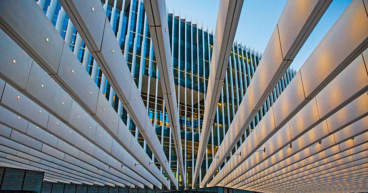 EDP bo odkupil za milijardo evrov dolžniških vrednostnih papirjev in pripravlja novo izdajo obveznic