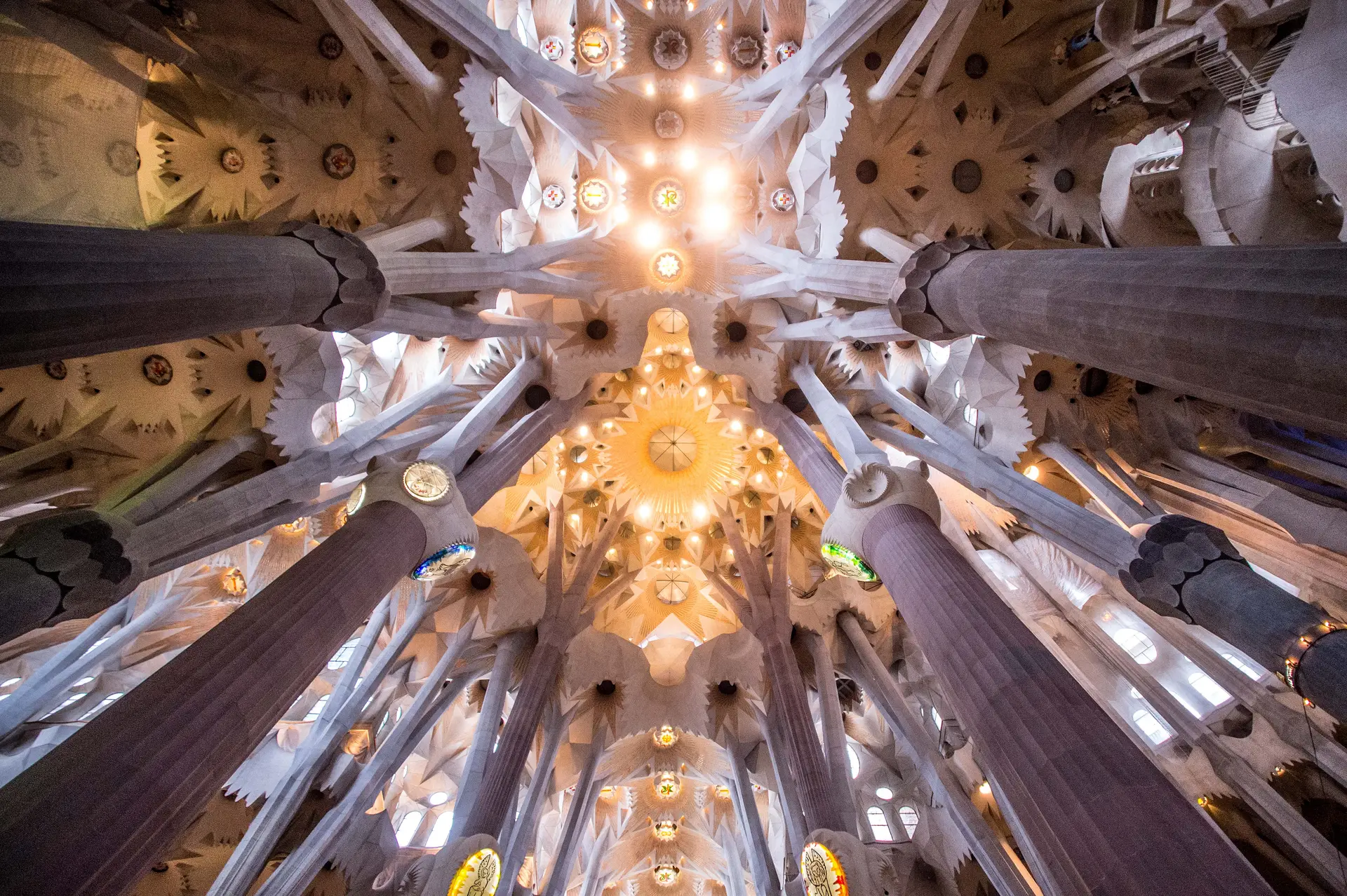Antoni Gaudí: Papa abre caminho à beatificação do "arquiteto de Deus"