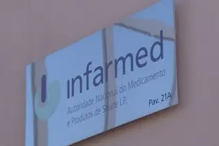 Farmácias à míngua de medicamentos enviam abaixo-assinado ao Infarmed