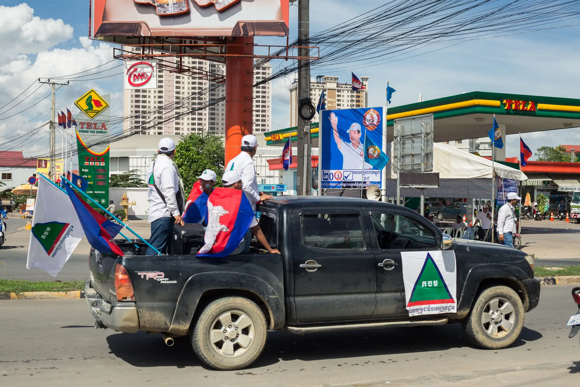 Camboja aprova alteração da Constituição para retirar cidadania a conspiradores