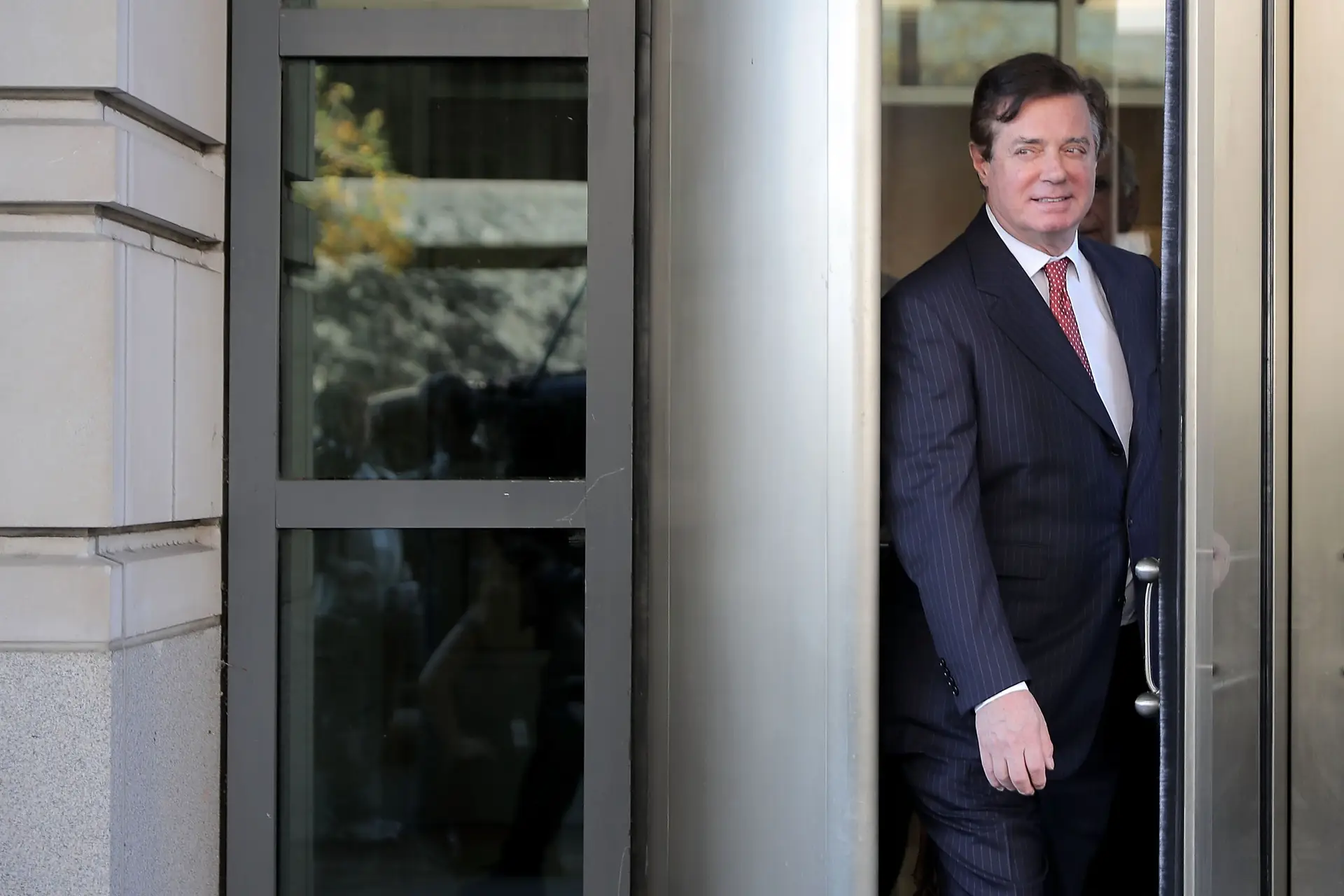 Ex-diretor de campanha de Trump condenado a mais 43 meses de prisão