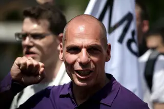 “Parece uma máquina de propaganda norte-coreana”: Varoufakis revolta-se com vídeo de Centeno