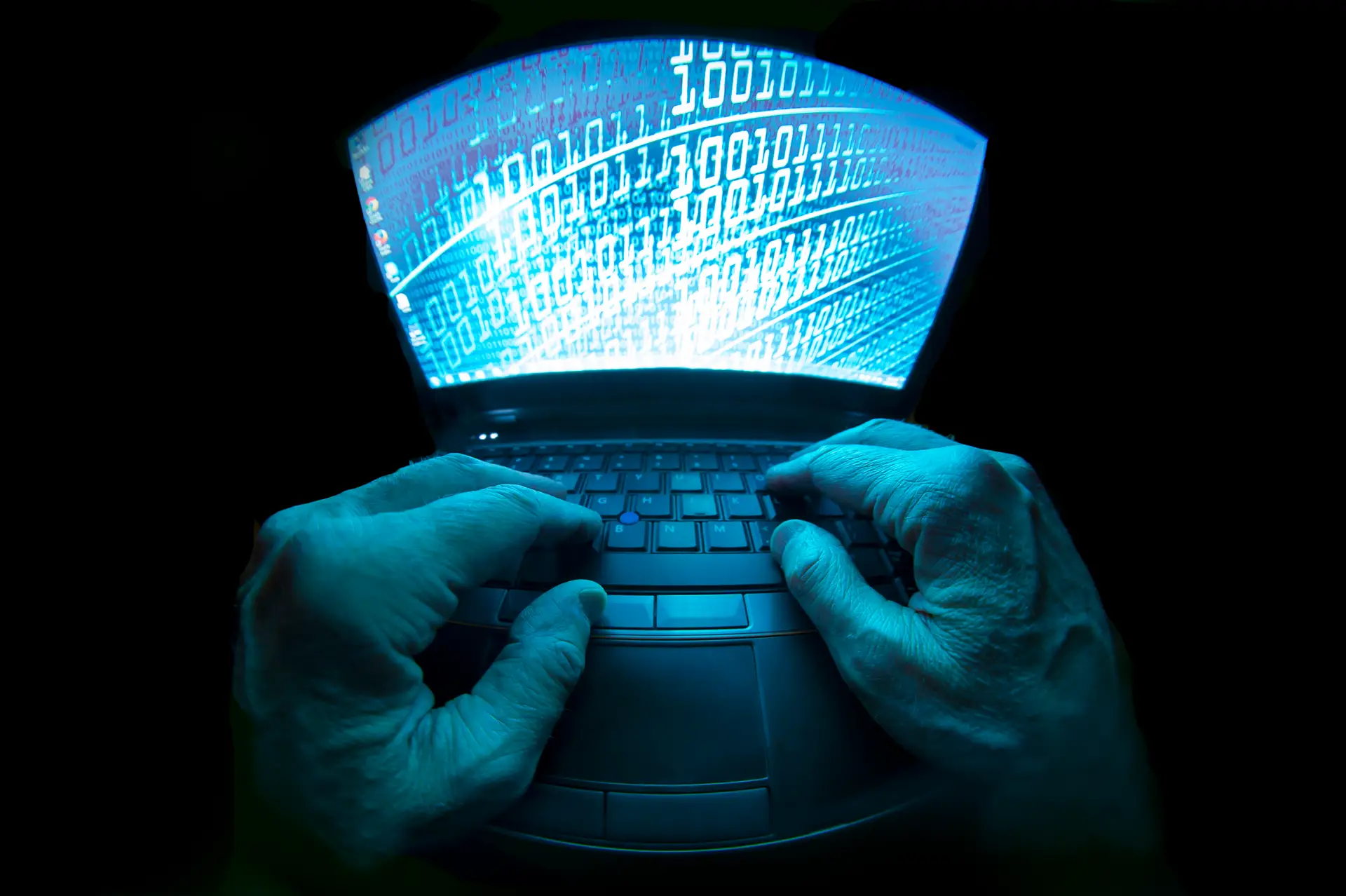 Sistemas obsoletos e funcionários pouco qualificados: como a Comissão de Proteção de Dados vê a cibersegurança do Estado