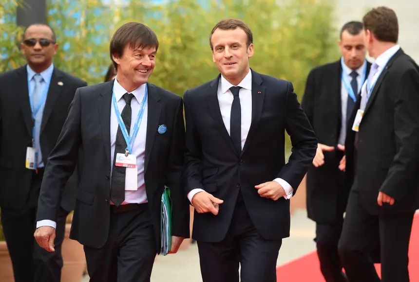 Macron se encuentra con Sarkozy