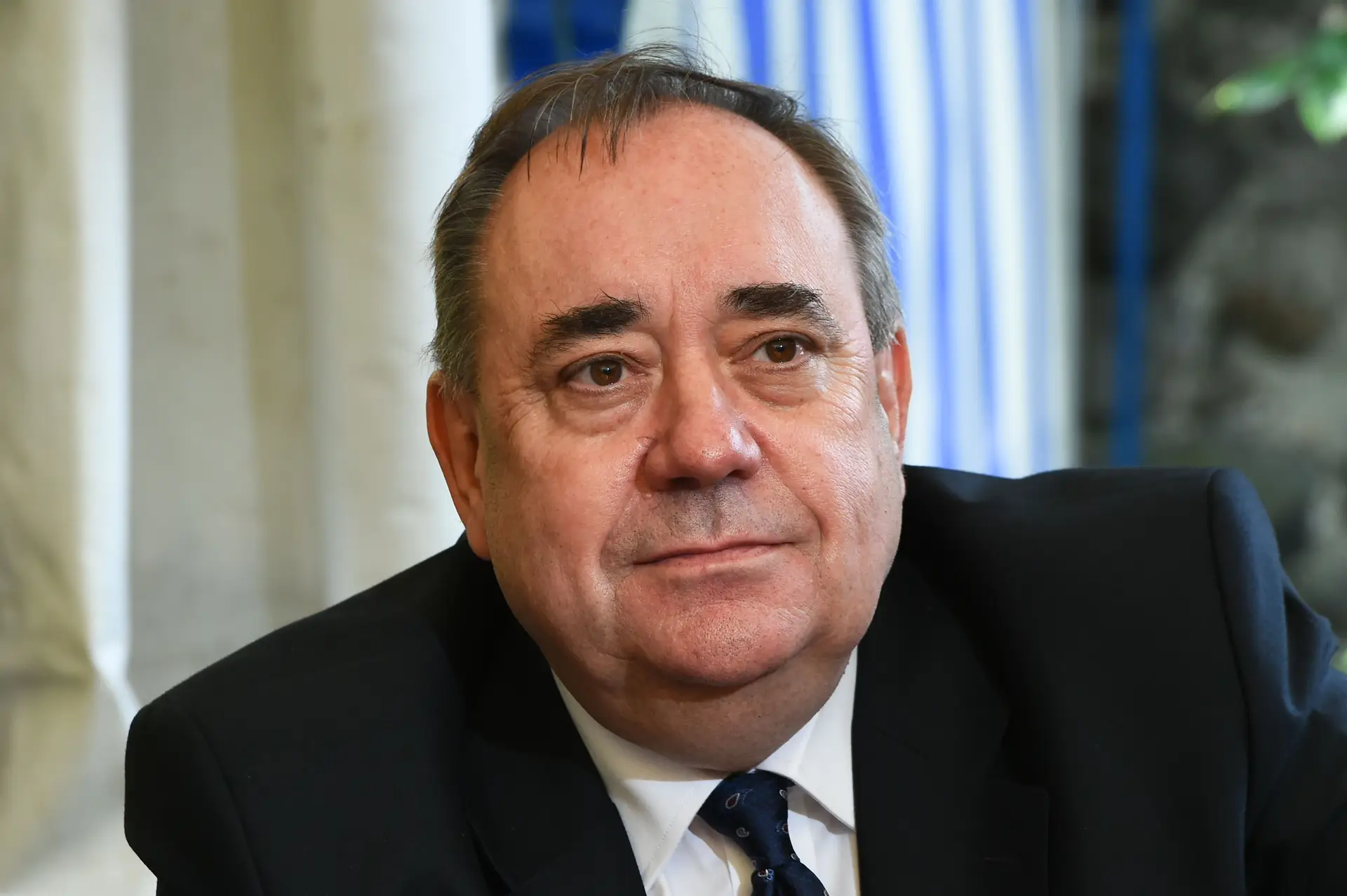 Alex Salmond, antigo primeiro-ministro da Escócia, morre aos 69 anos