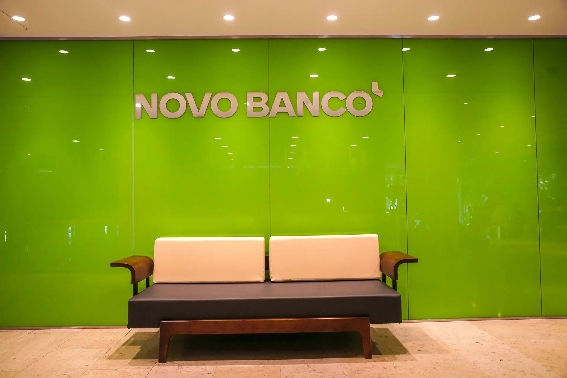 Novo Banco confirma banqueiro irlandês para a área financeira