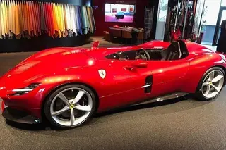 Se queria encomendar, esqueça. O Ferrari mais potente de sempre custa mais de €1milhão e já está esgotado