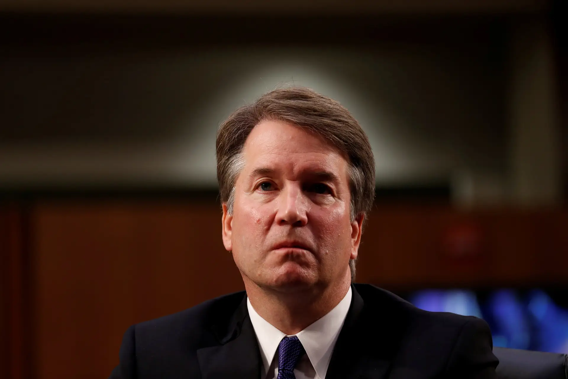 “Não vou deixar que falsas acusações nos retirem do processo”, disse Kavanaugh ao lado da mulher