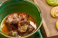 Pica-pau do lombo com 3 molhos