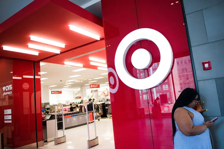 Queria fazer explodir dez lojas da Target para lucrar com ações da ...