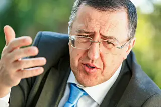 Juiz João Abrunhosa faz participação contra Carlos Alexandre, que pode ser alvo de processo disciplinar por “subverter” uma ordem