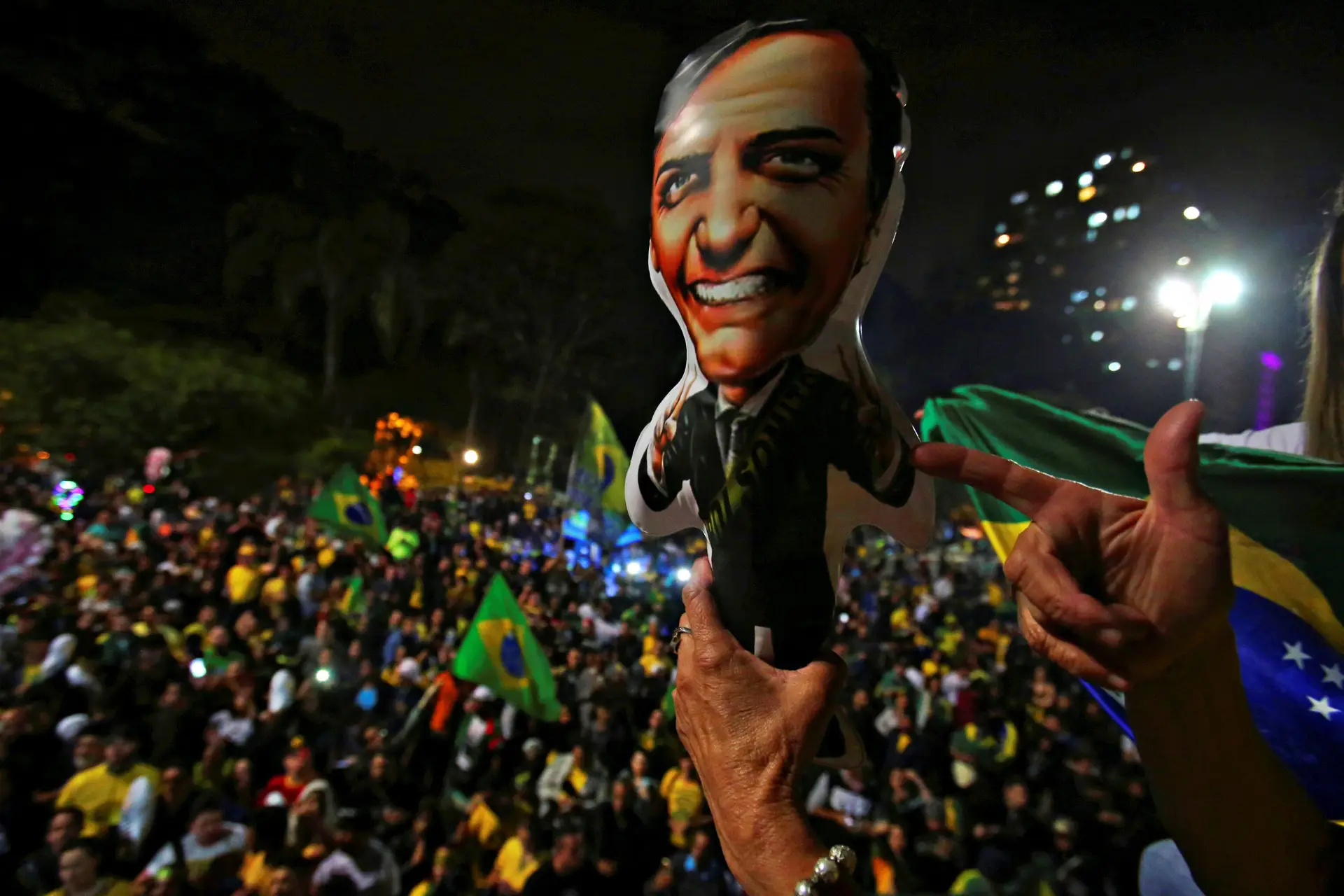 “Um inquietante regresso ao passado” e a “rejeição massiva da política do costume” - A vitória de Bolsonaro nos media internacionais