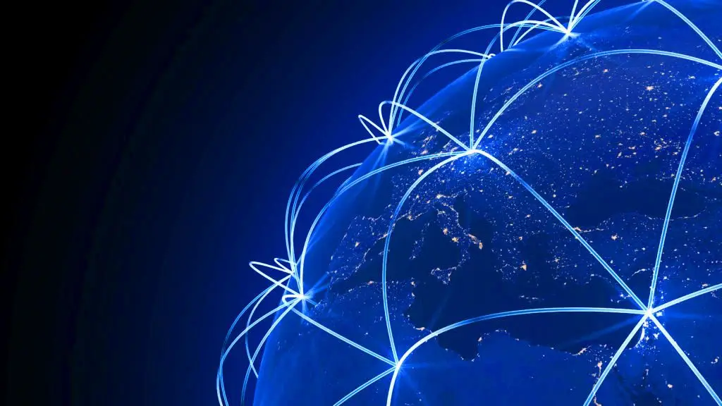 5G são as redes de conectividade de internet móvel da próxima geração, que vão disponibilizar velocidades de tráfego de dados substancialmente mais rápidas, latência mais reduzida e conexões mais estáveis, tanto nos smartphones como nos restantes dispositivos móveis