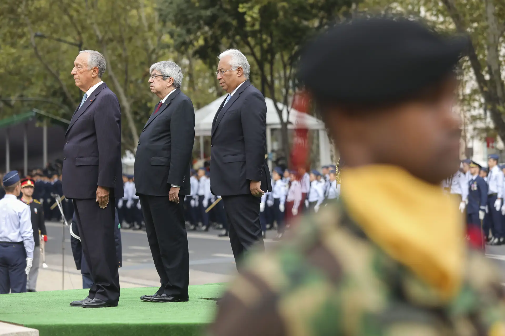 De Costa e Carlos César a Ferro Rodrigues. Os barões do PS que querem a reeleição de Marcelo