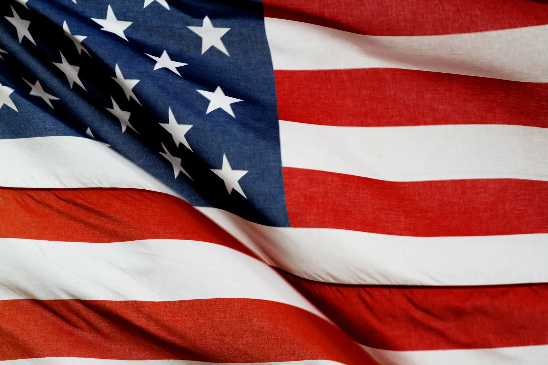 Inflação nos Estados Unidos desce para 4% em maio