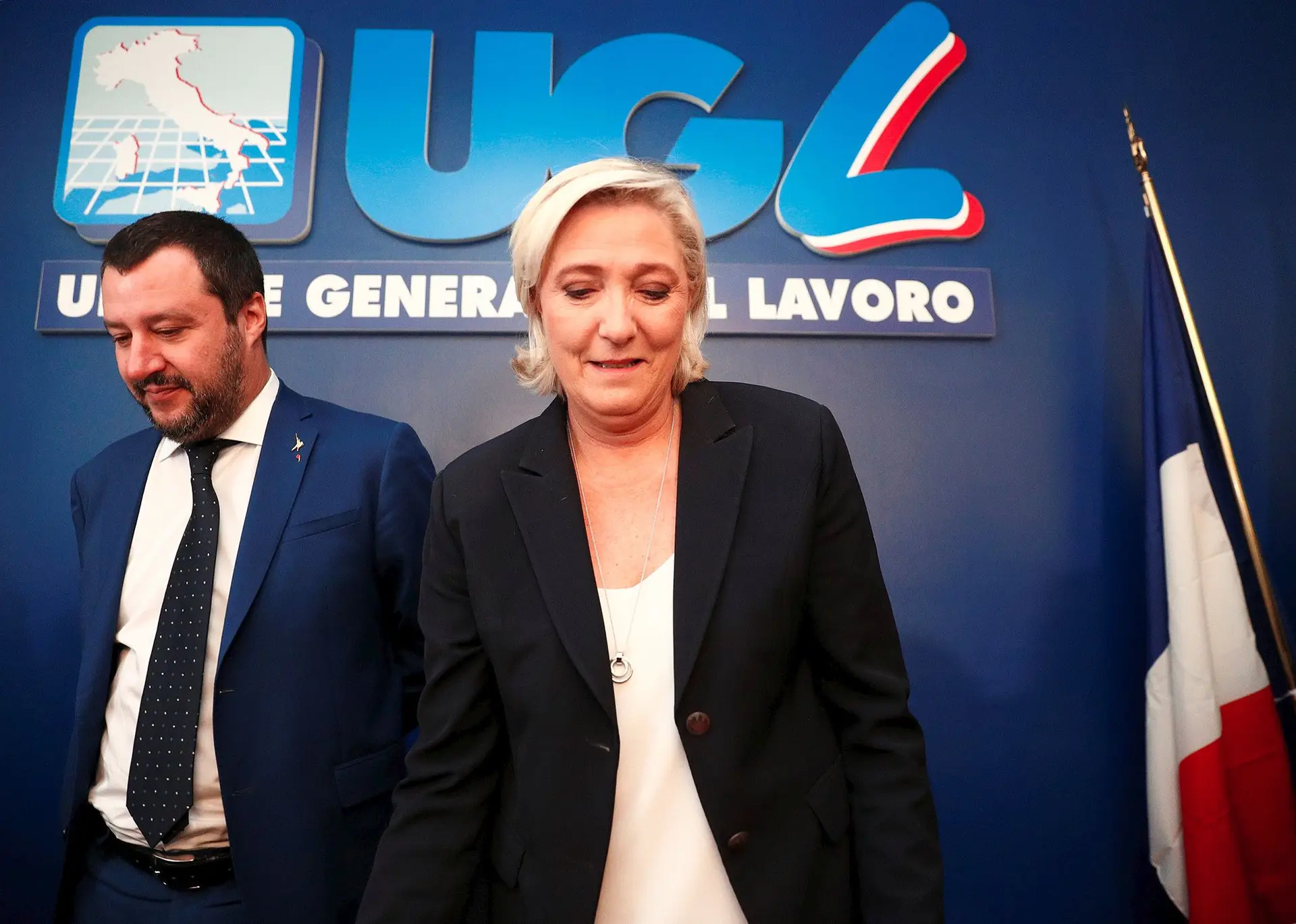 Matteo Salvini e Marine Le Pen lideram partidos populistas em Itália e em França