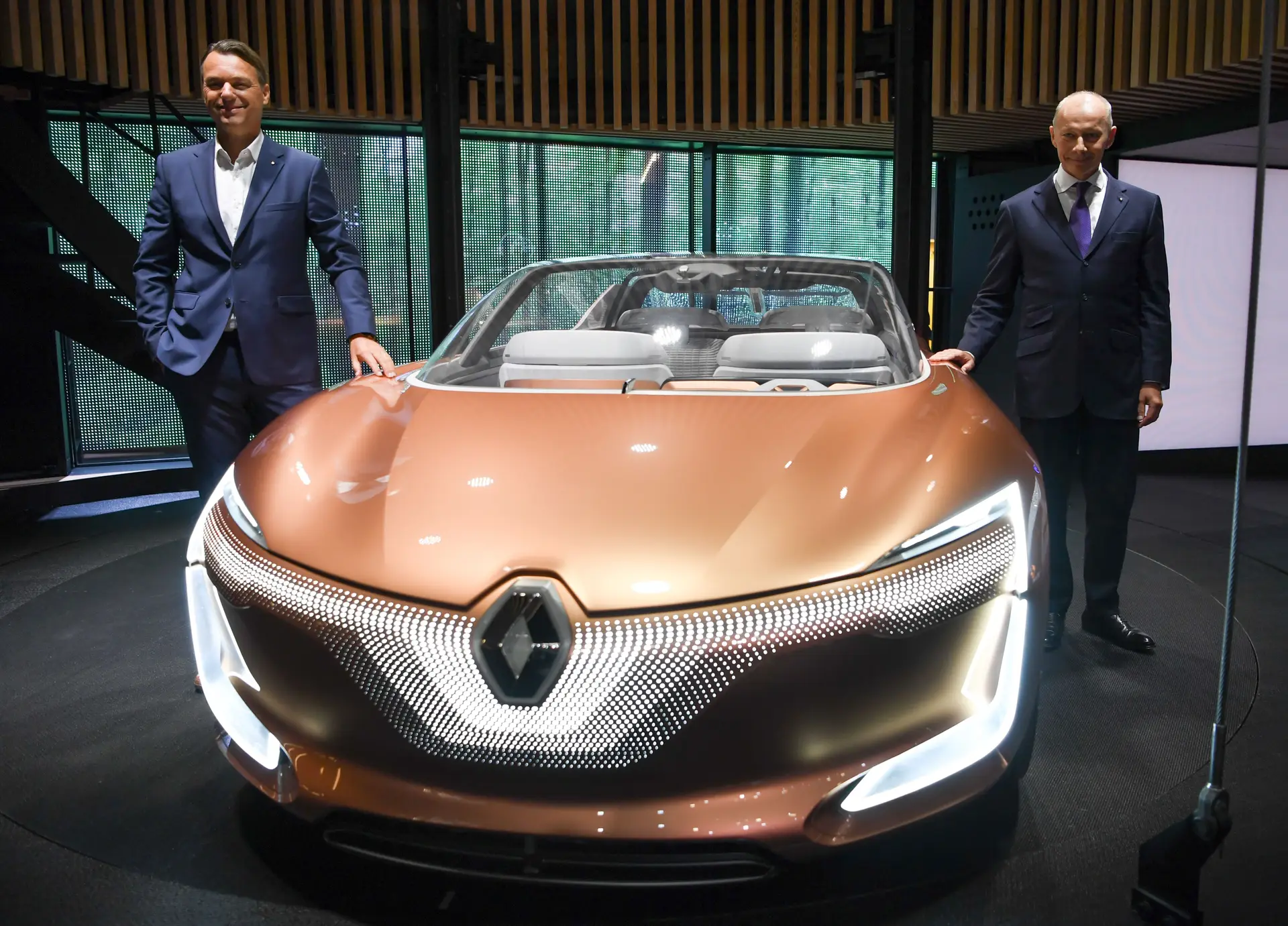 Diretor geral interino da Renault garante coesão do grupo empresarial