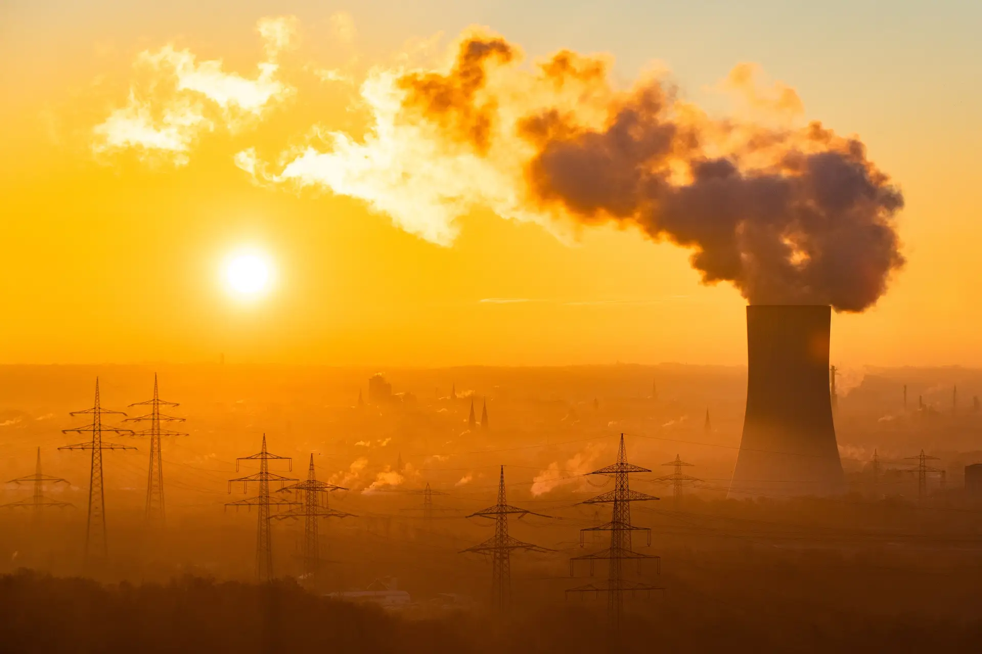 Emissões de CO2 recuam na UE, mas Portugal regista segunda maior subida em 2022